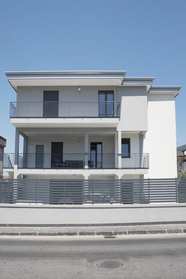 Villa Ida - Free Private Parking Sarno Exterior foto
